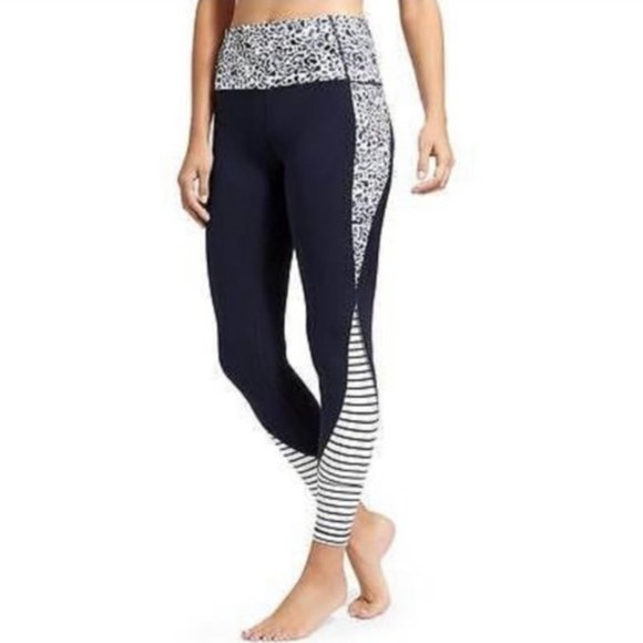 Athleta Petal Salutation 7/8 Ankle Tight leggings  - Picture 2 of 9